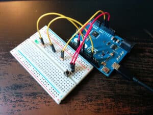 Carte Arduino : Qu'est-ce que c'est ? Comment débuter ? Kit de Base