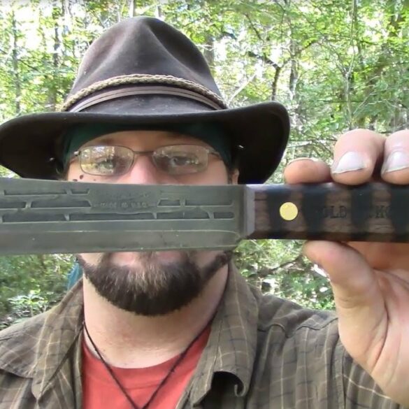 Liste du CataKit (Kit de Catastrophe) de la Croix Rouge