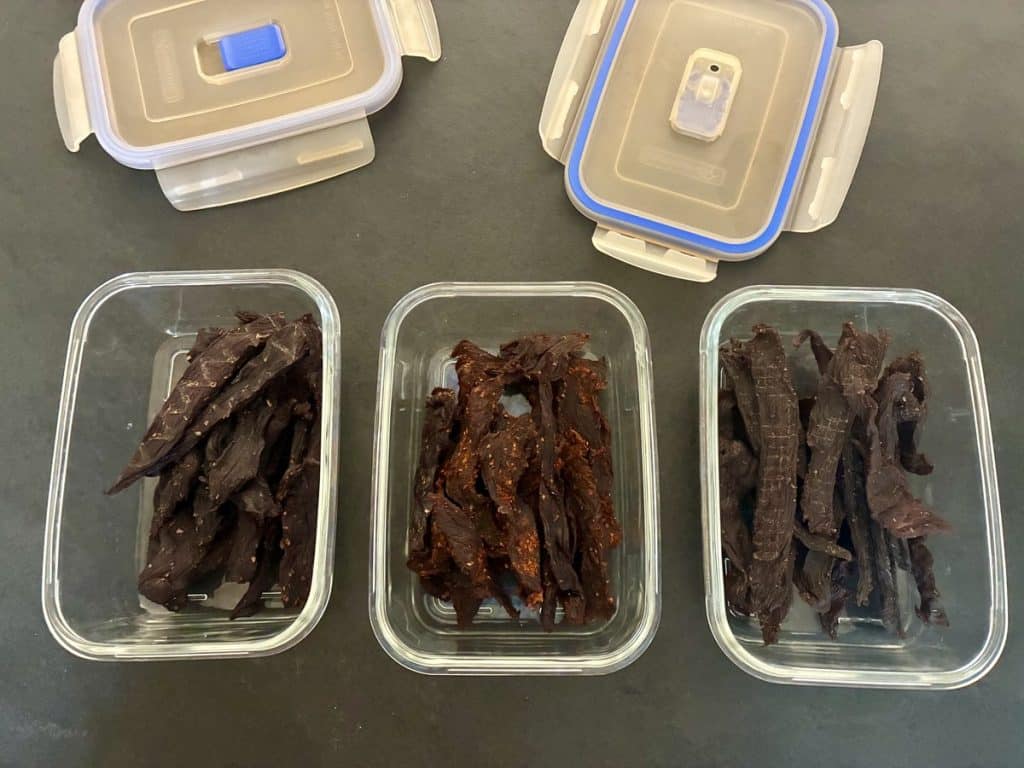 Les trois lots de jerky maison classique, paprika fumé et Smoked Meat